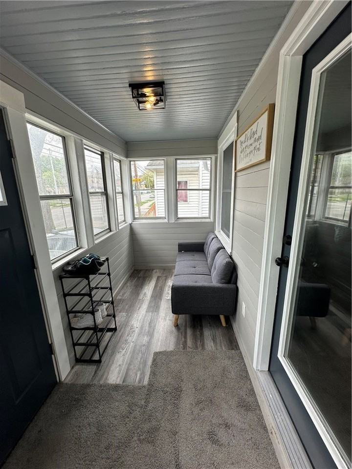 1890 Clifford Ave - Photo 2 of 13