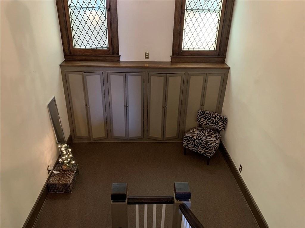 57 Calumet St - Photo 5 of 25