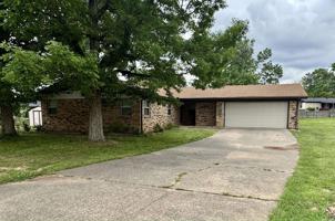 featured image of 113 Cornwall Ct