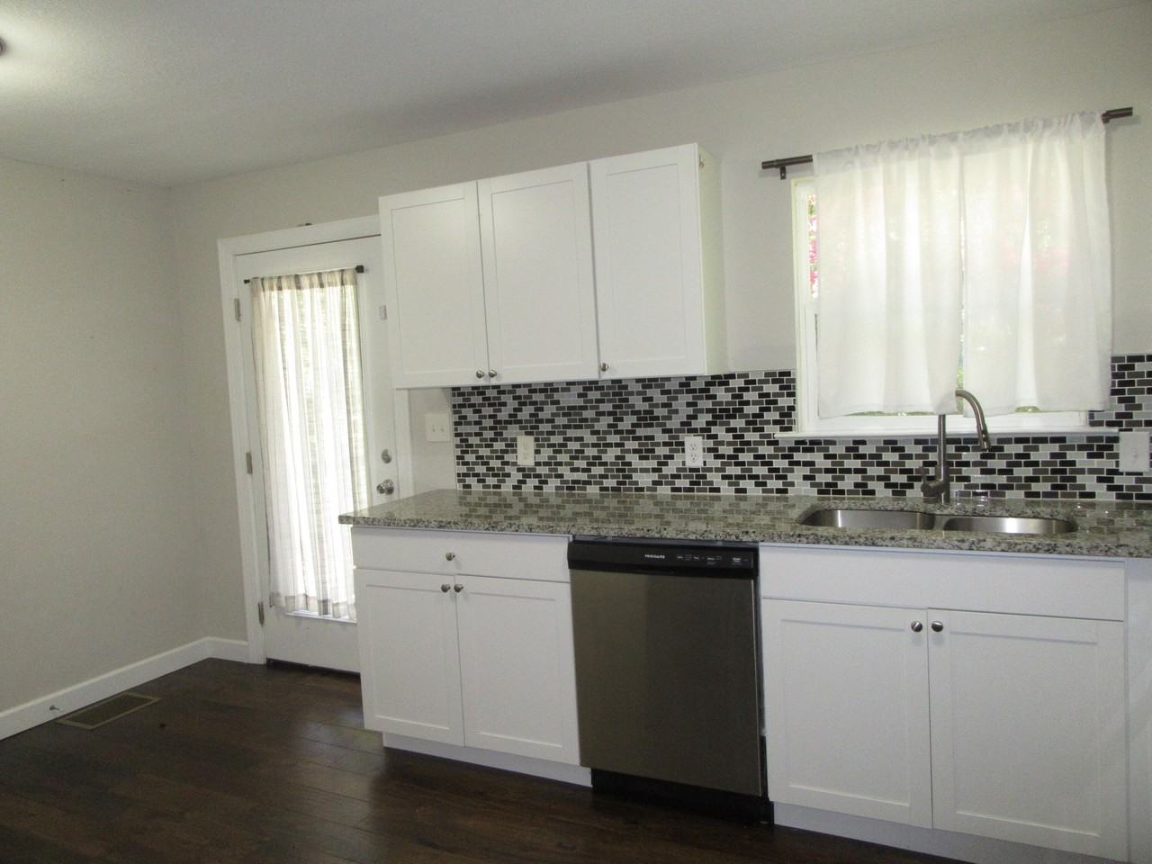4074 W Freedom Cir - Photo 2 of 23