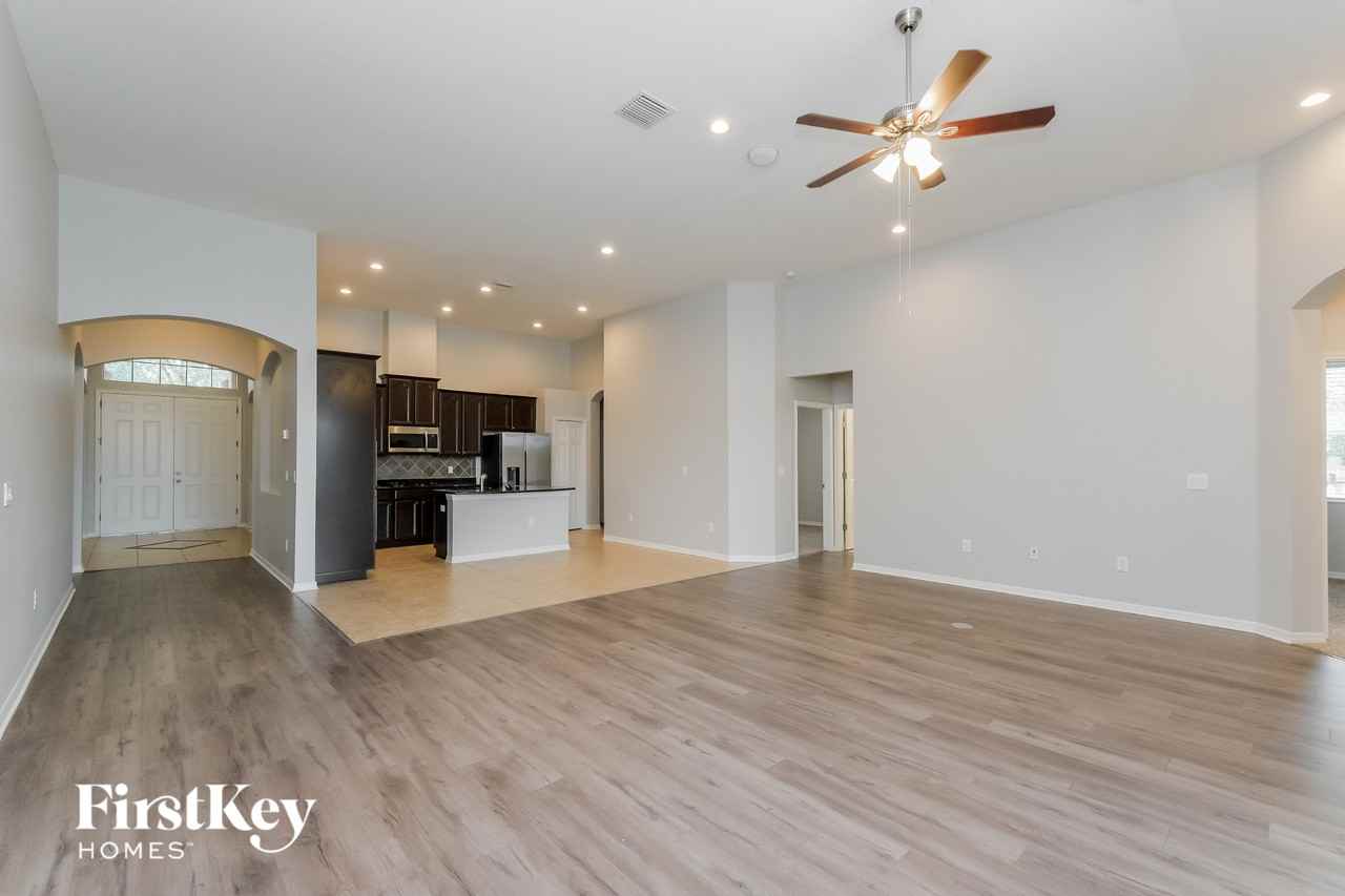 10109 Caraway Spice Ave - Photo 4 of 15