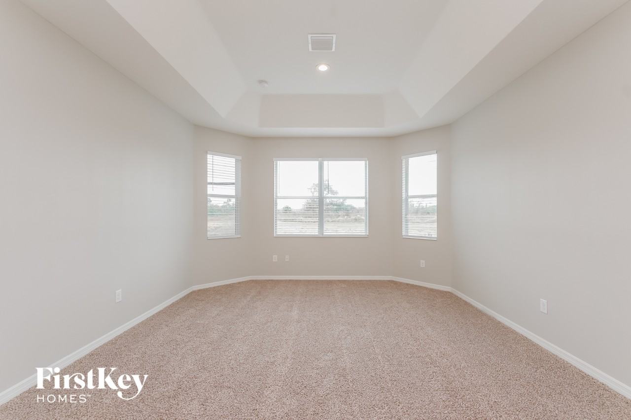 10109 Caraway Spice Ave - Photo 7 of 15