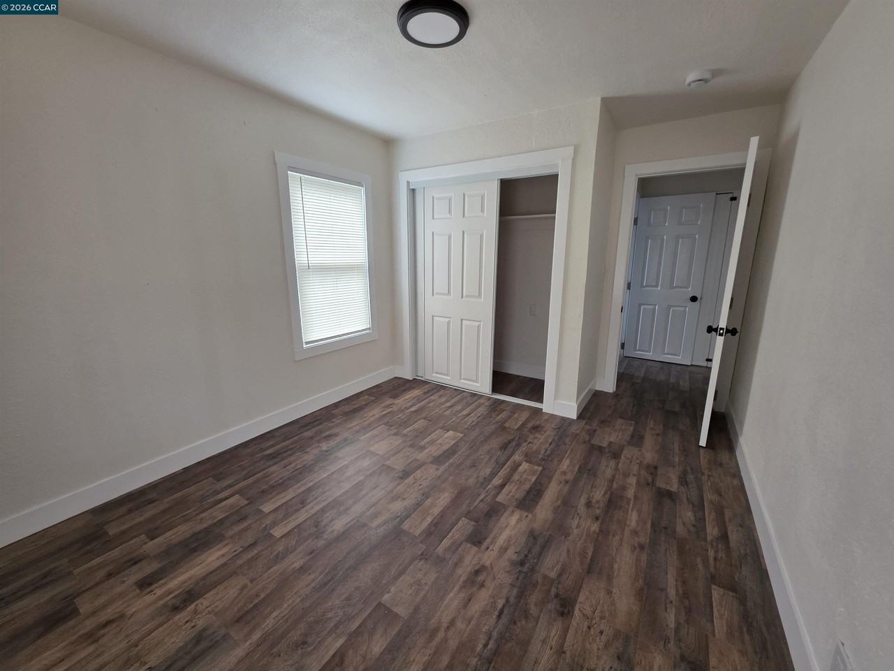 139 Ambrose Ave #A - Photo 5 of 13