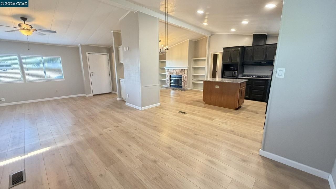 7770 Lone Tree Way - Photo 7 of 29