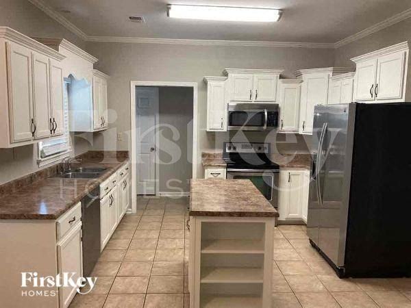 350 E Nolley Dr - Photo 4 of 10