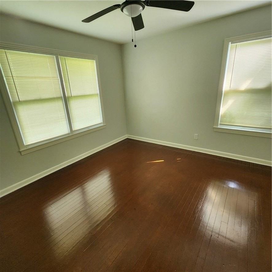 417 Whitehall Dr - Photo 2 of 6