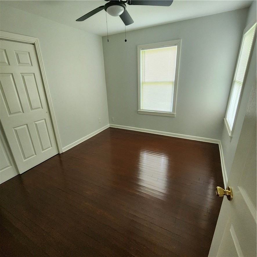 417 Whitehall Dr - Photo 4 of 6