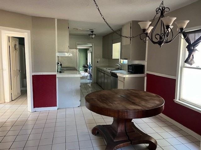 902 S Lamont St - Photo 4 of 10