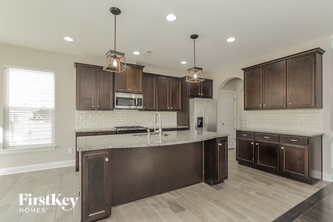 3305 Christopher Jacob Ct - Photo 5 of 15