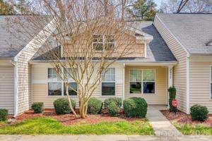 featured image of 2052 Shady Pond Dr