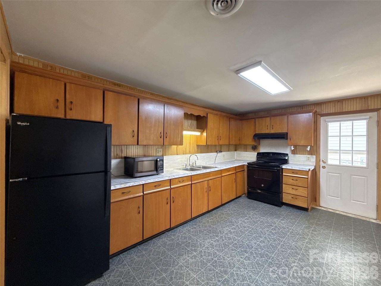 419 Greystone Rd - Photo 7 of 14