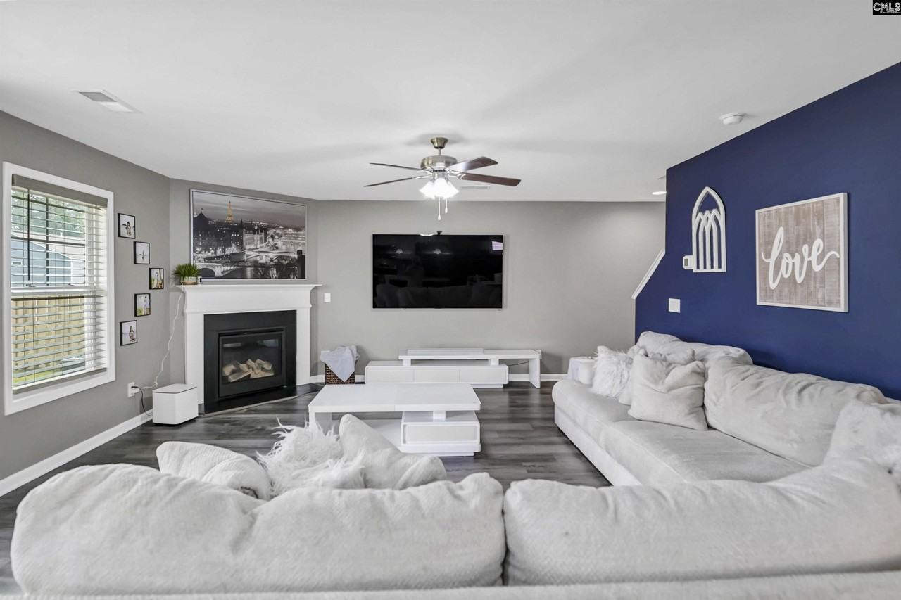 18 Manchurian Ct - Photo 7 of 45