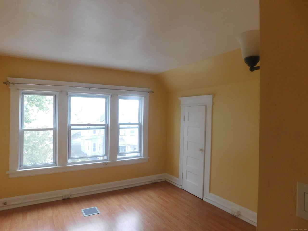 199 Whitney Ave #3 - Photo 6 of 6