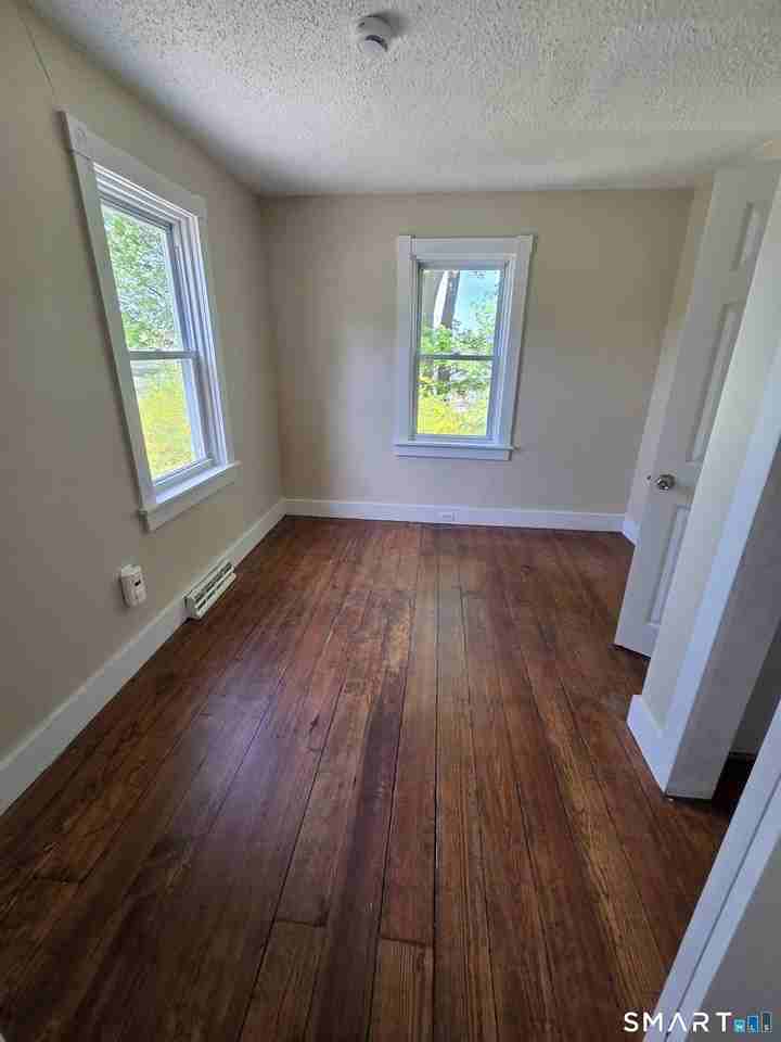 22 Lakeview St #1 - Photo 6 of 20