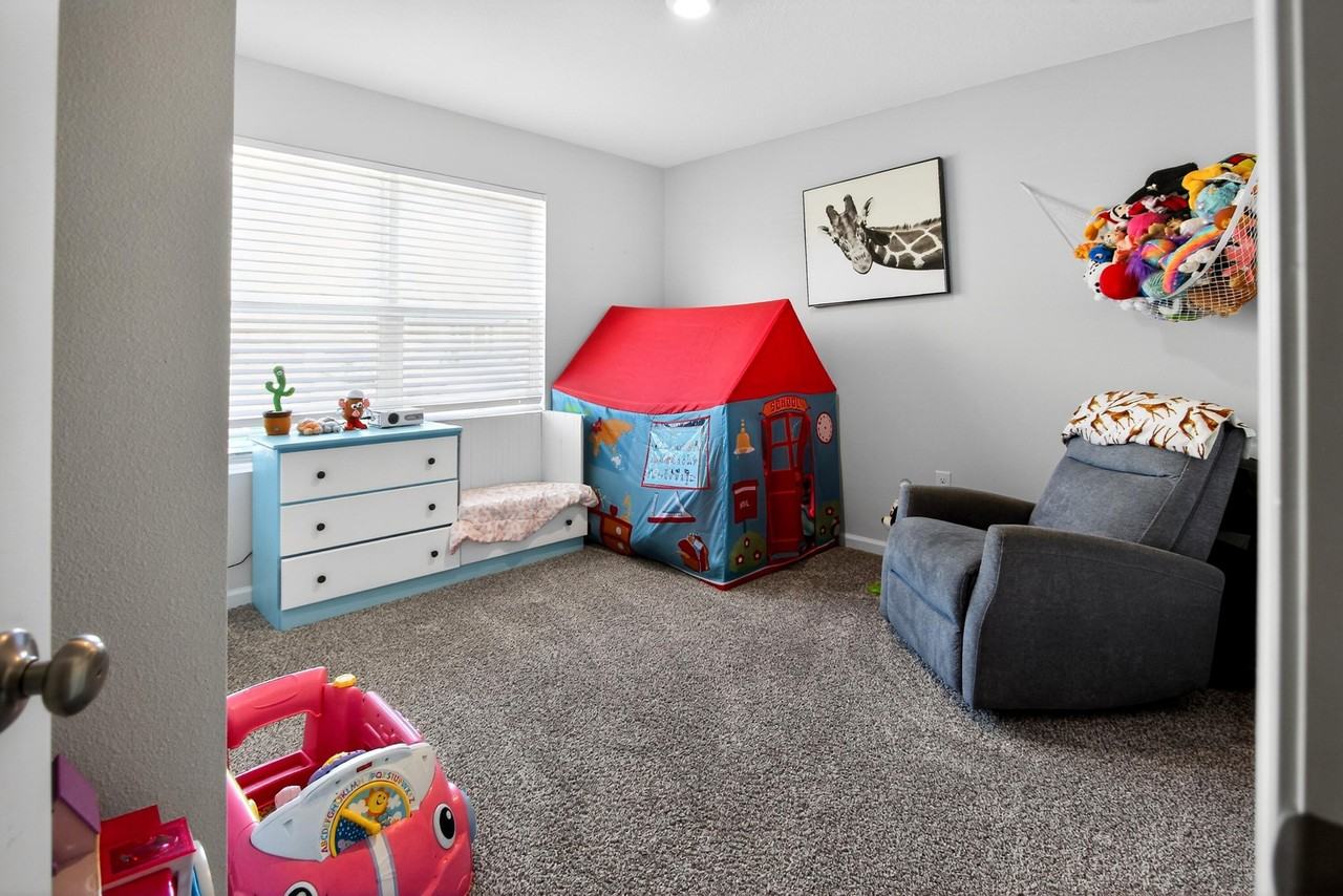 727 Quintana St - Photo 7 of 26