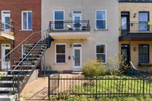 featured image of 4617 Rue Chambord