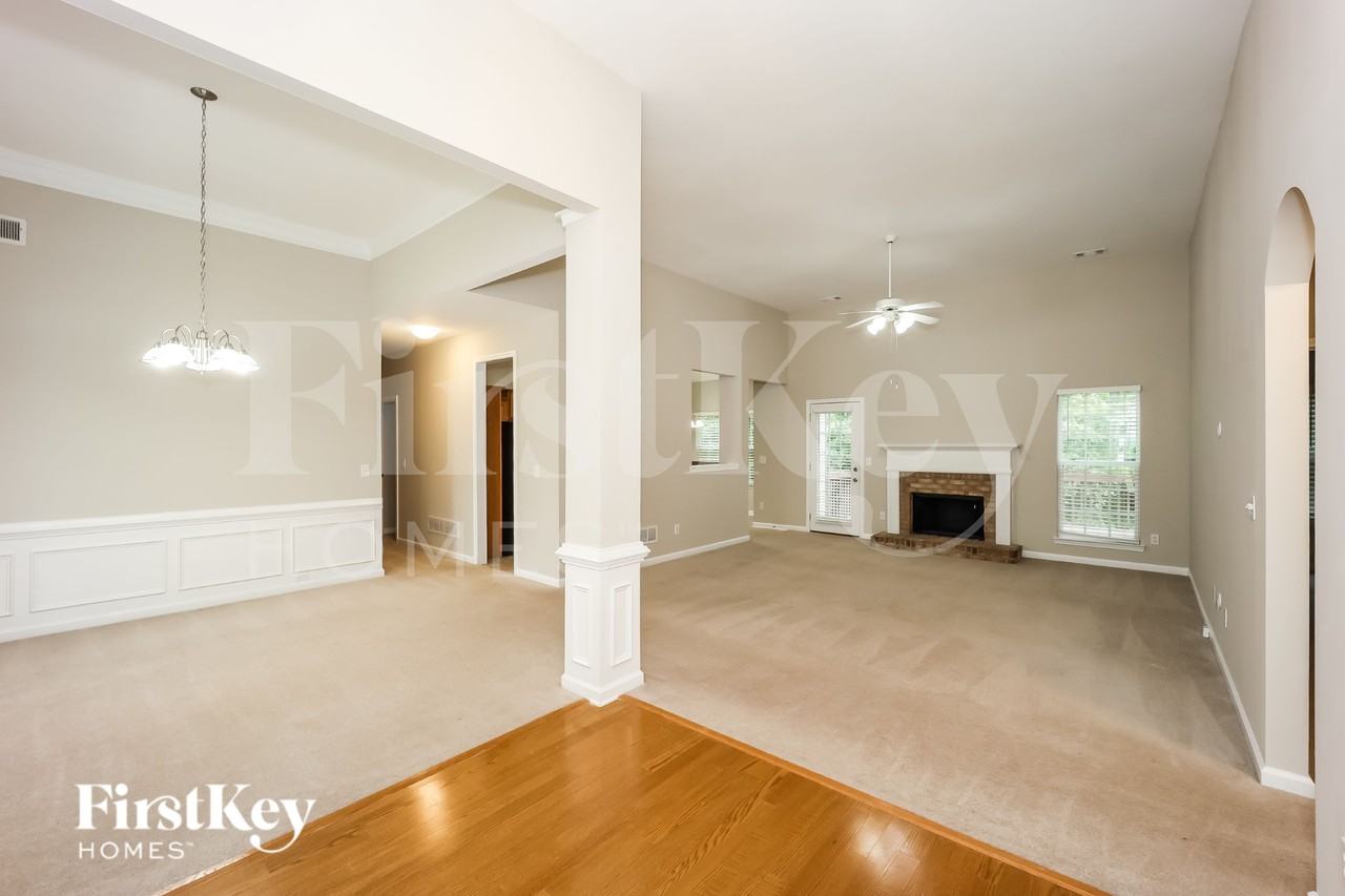 32 Safe Passage Ct - Photo 4 of 19