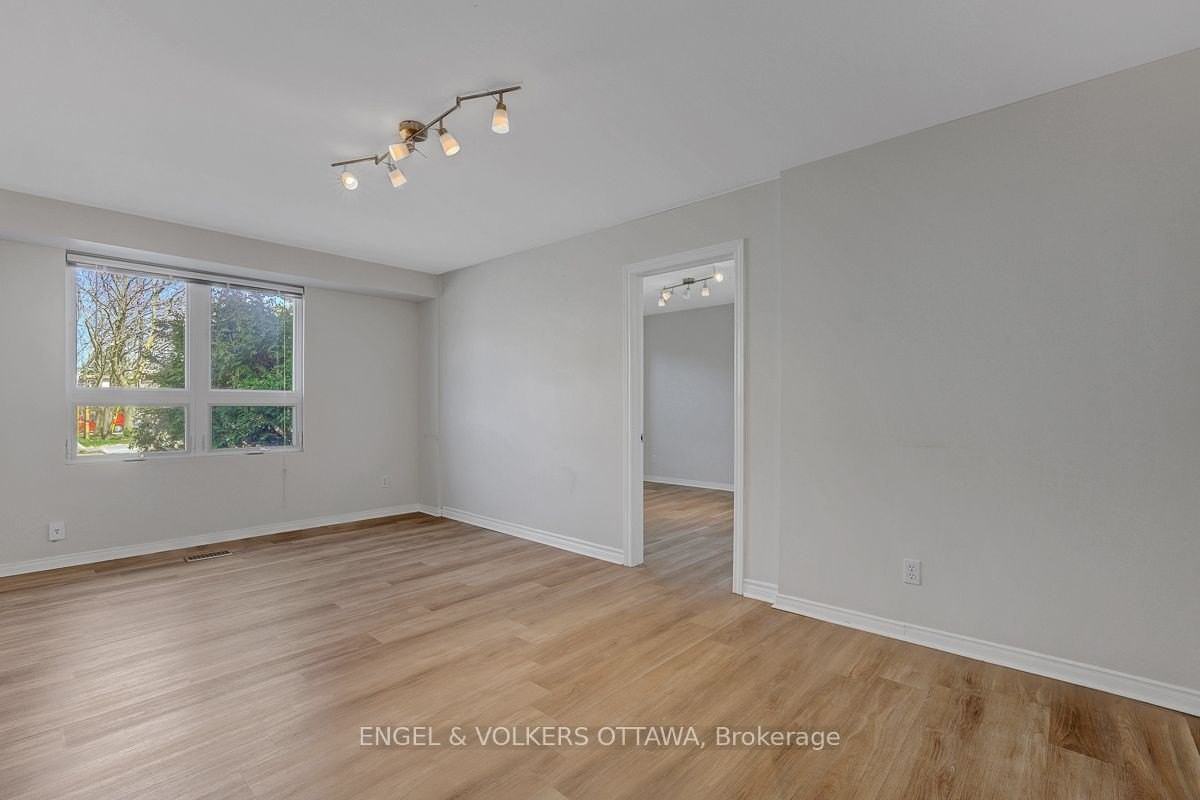 504 Hilson Ave - Photo 7 of 22