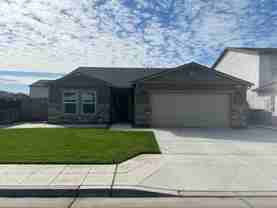 5545 W Saginaw Way - Photo 1 of 1