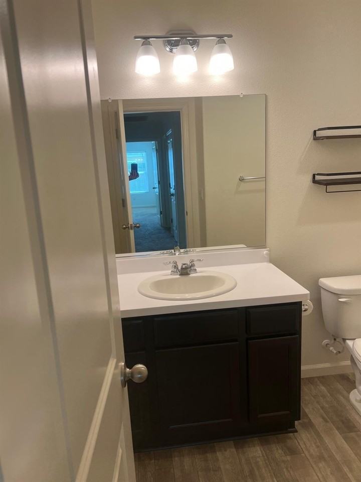 5545 W Saginaw Way - Photo 6 of 16