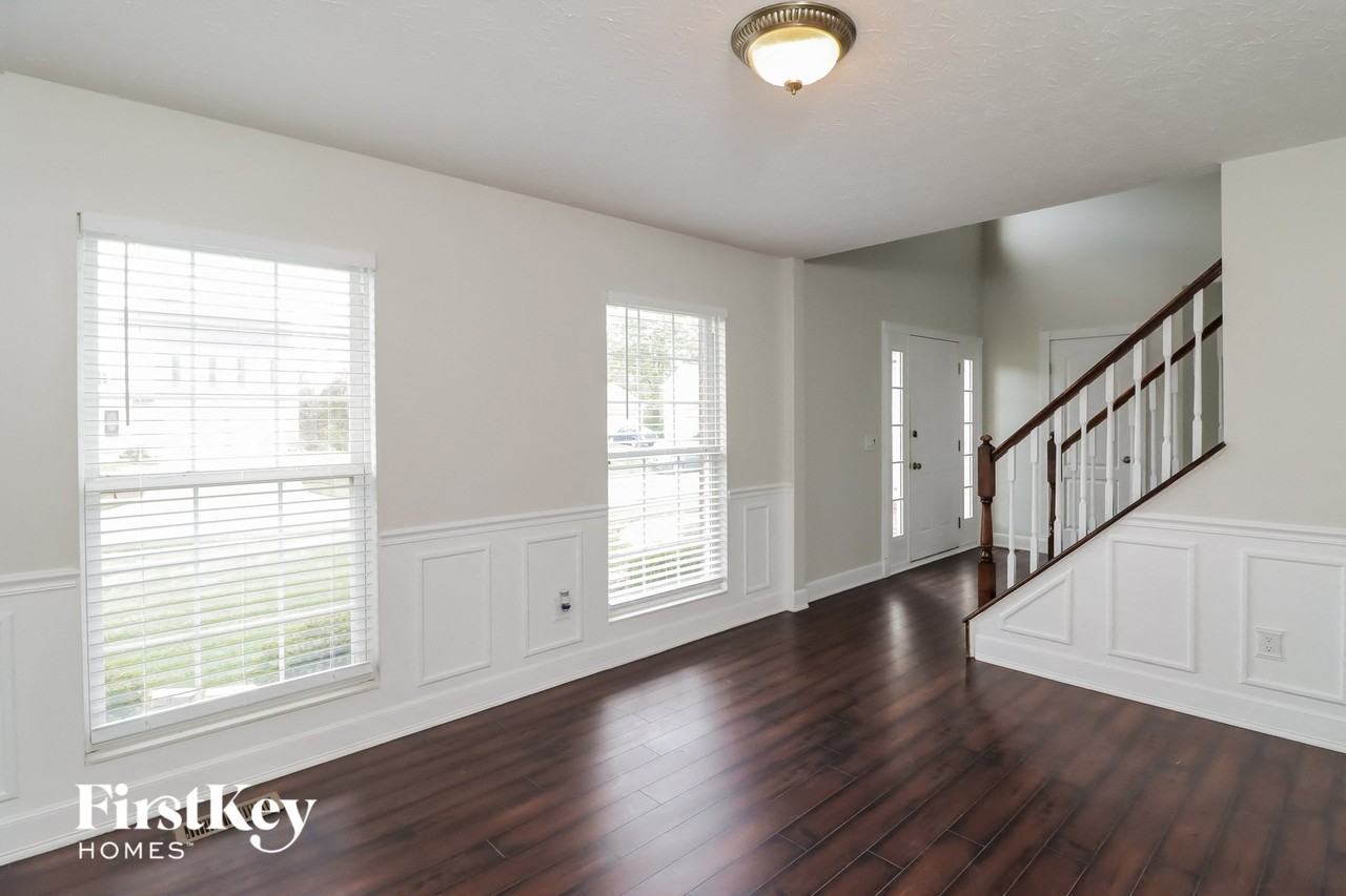 1249 Timber Ridge Ct - Photo 3 of 15