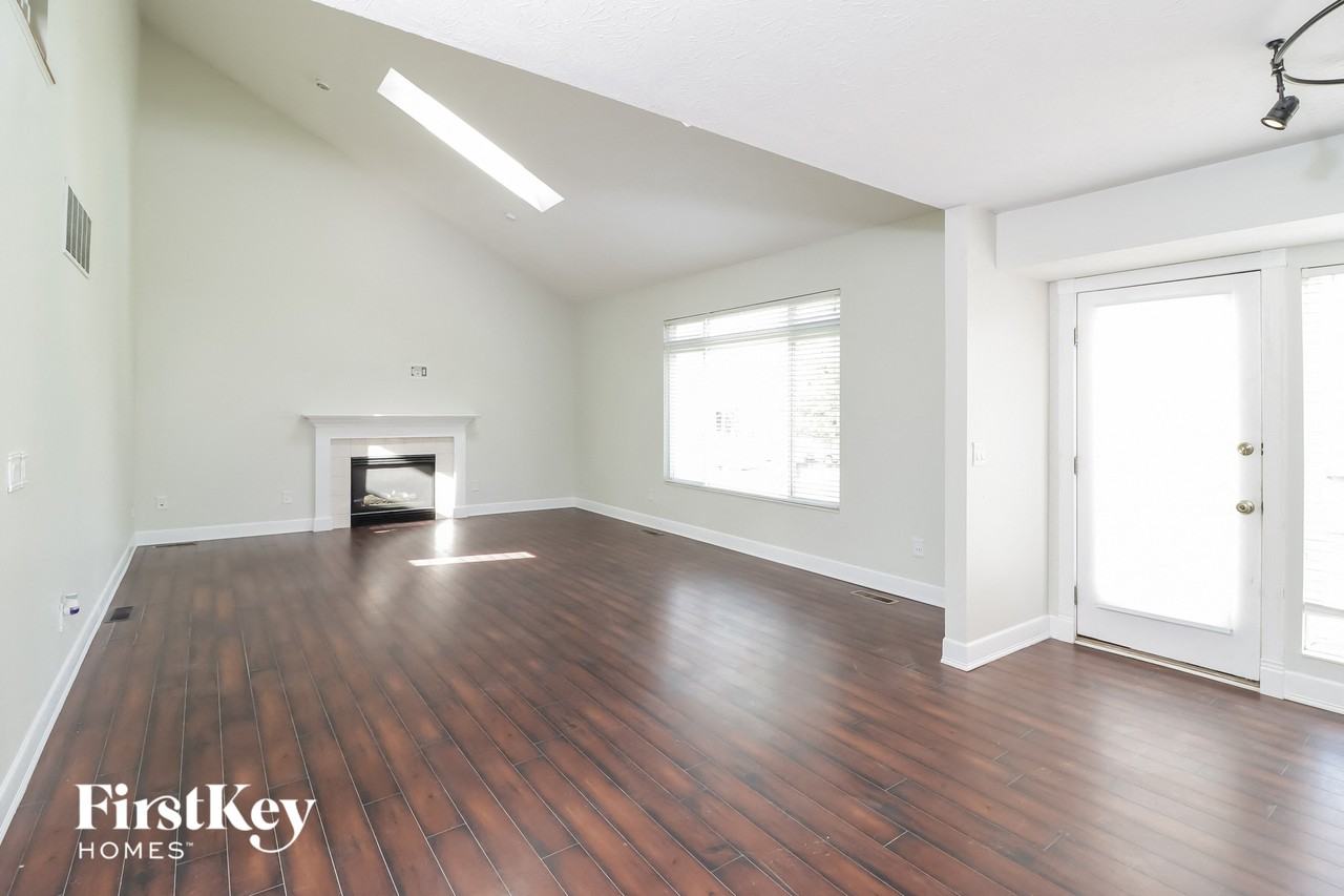 1249 Timber Ridge Ct - Photo 6 of 15
