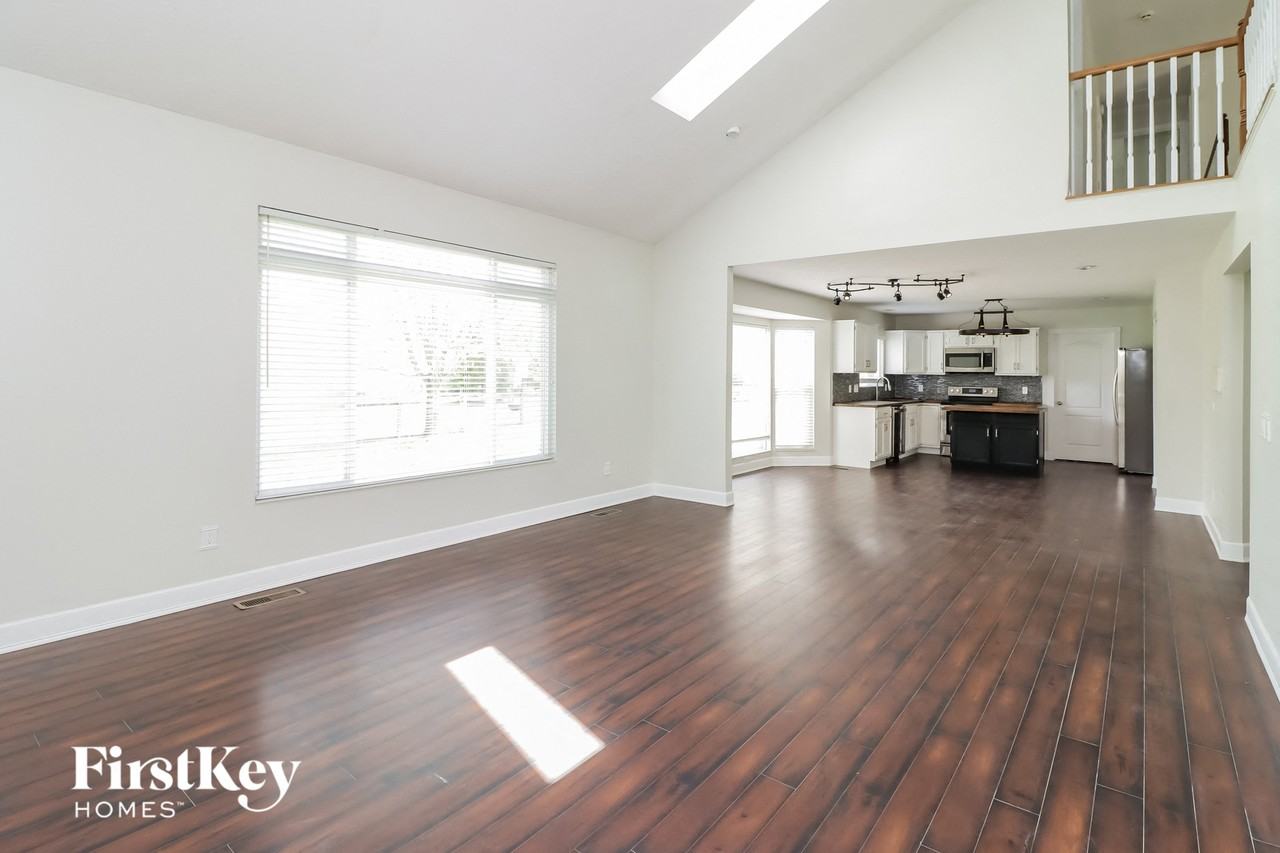 1249 Timber Ridge Ct - Photo 7 of 15