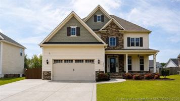 featured image of 3032 Eagle Crest Ln