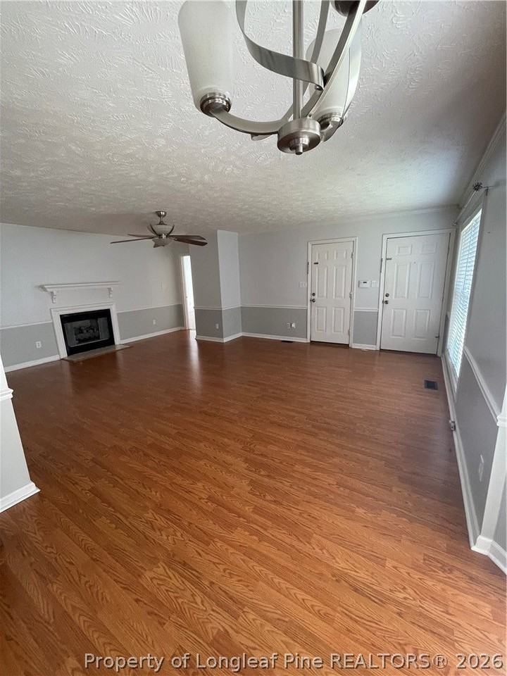 333 Abbottswood Dr - Photo 7 of 24