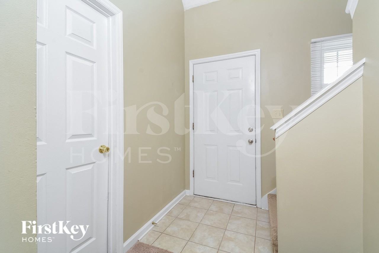 1446 Cimarron Pkwy #6 - Photo 2 of 15