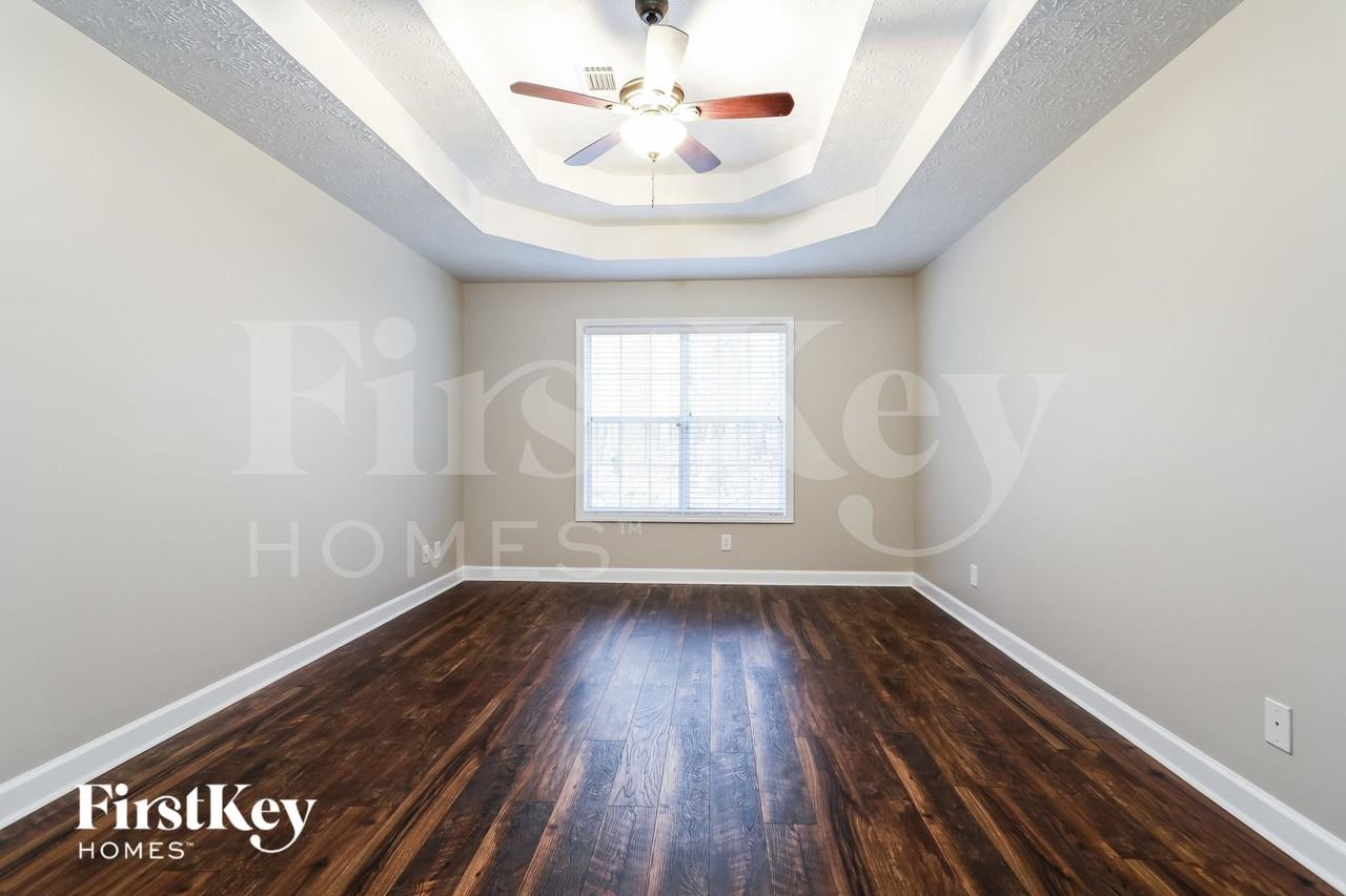 241 Ryan Rd - Photo 6 of 15