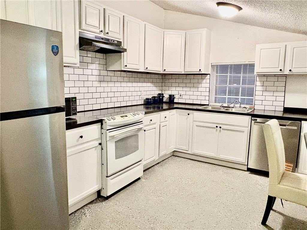 343 Cairo St Nw - Photo 4 of 13