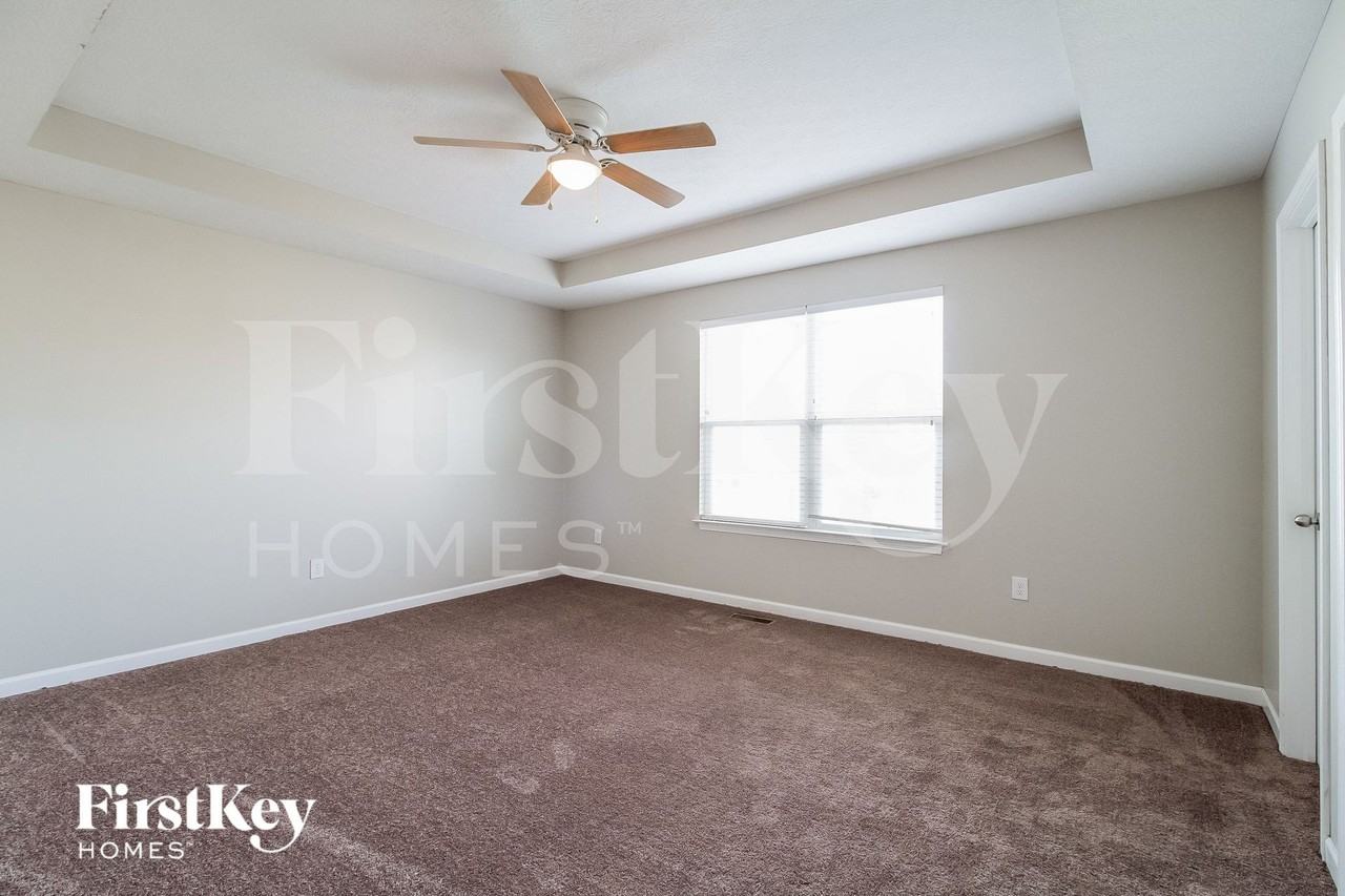 283 Glen Crossing Dr - Photo 7 of 15