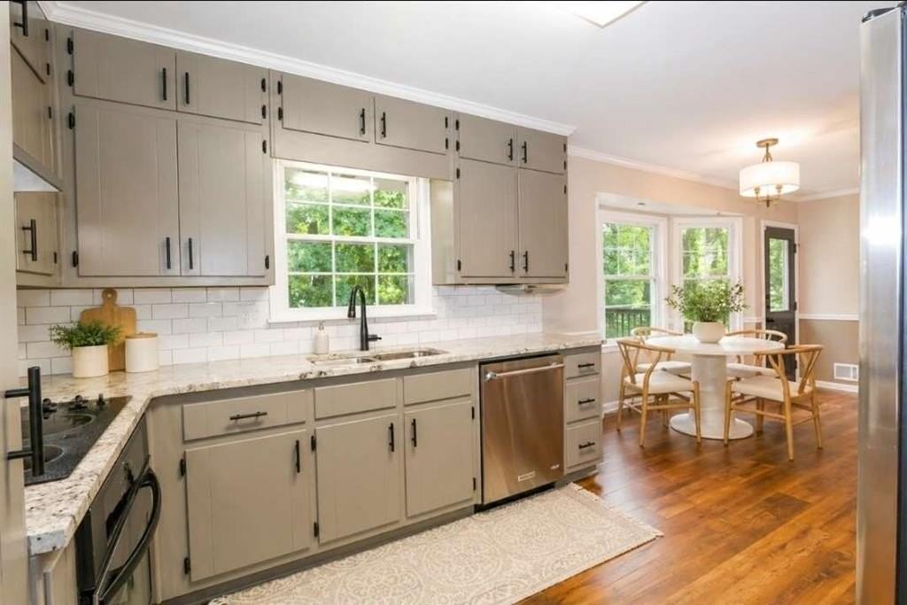 3406 Salem East Dr Se - Photo 2 of 16