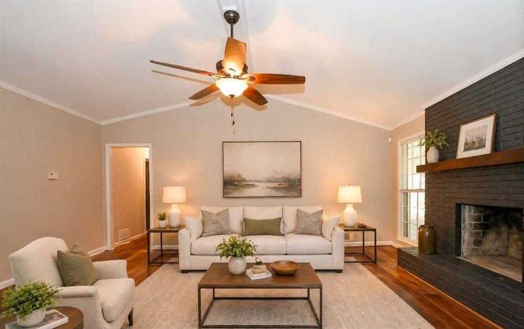 3406 Salem East Dr Se - Photo 6 of 16