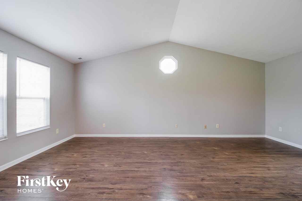 17 Shady Creek Ln - Photo 5 of 15