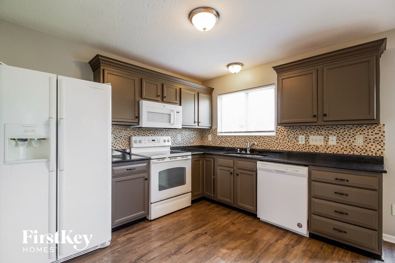 17 Shady Creek Ln - Photo 7 of 15