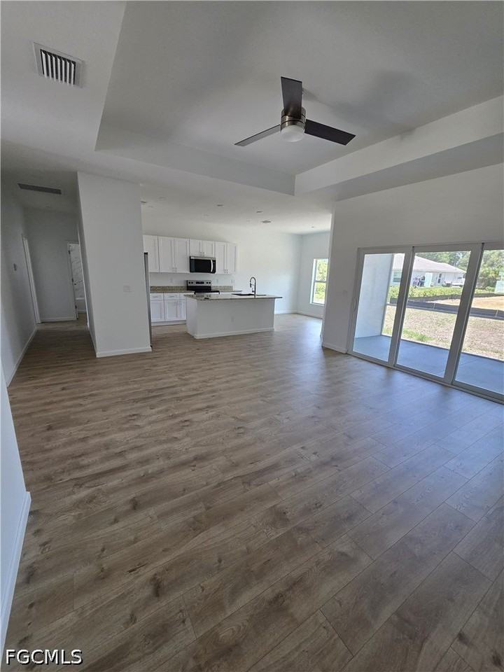 2507 53rd St Sw - Photo 6 of 10