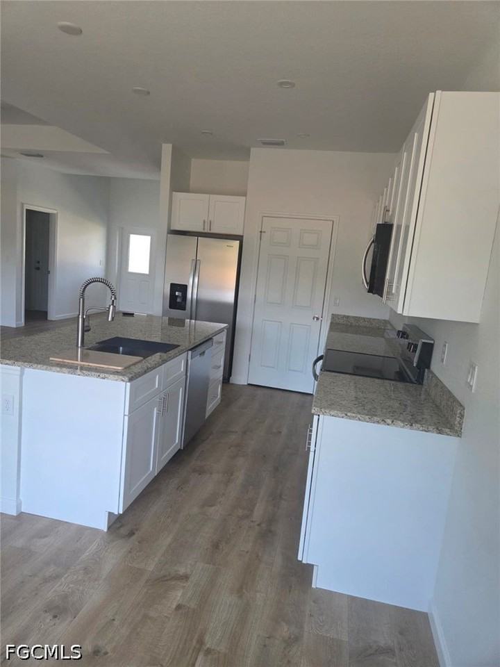 2507 53rd St Sw - Photo 5 of 10
