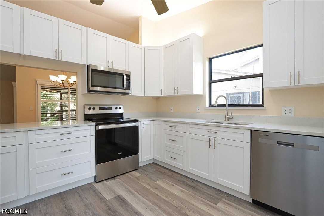 17623 Osprey Inlet Ct - Photo 4 of 26