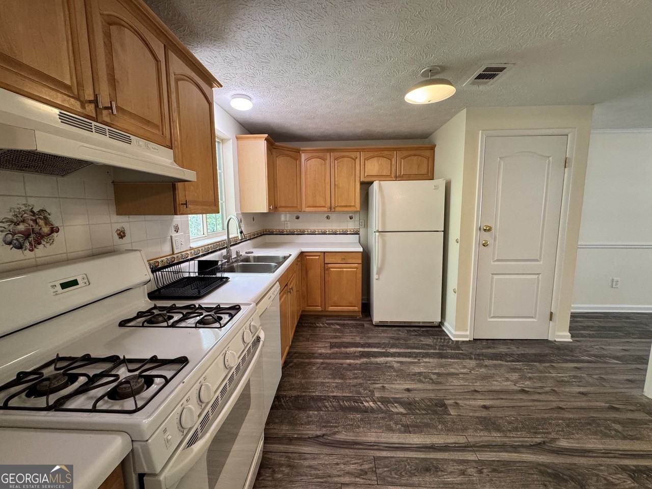 440 Hembree Forest Cir - Photo 6 of 19