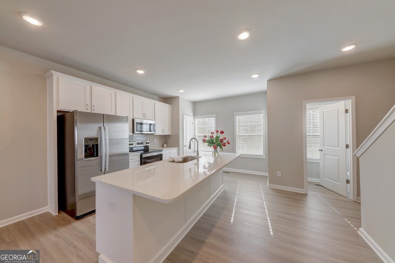 43 Cobalt Ln - Photo 4 of 35
