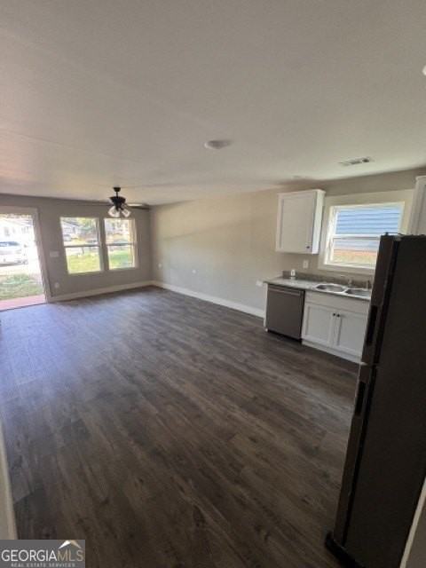 186 Maret St - Photo 3 of 16