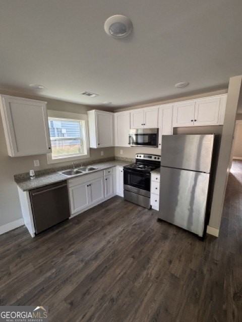 186 Maret St - Photo 4 of 16