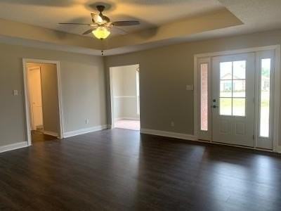 1589 Forest Ave - Photo 3 of 33
