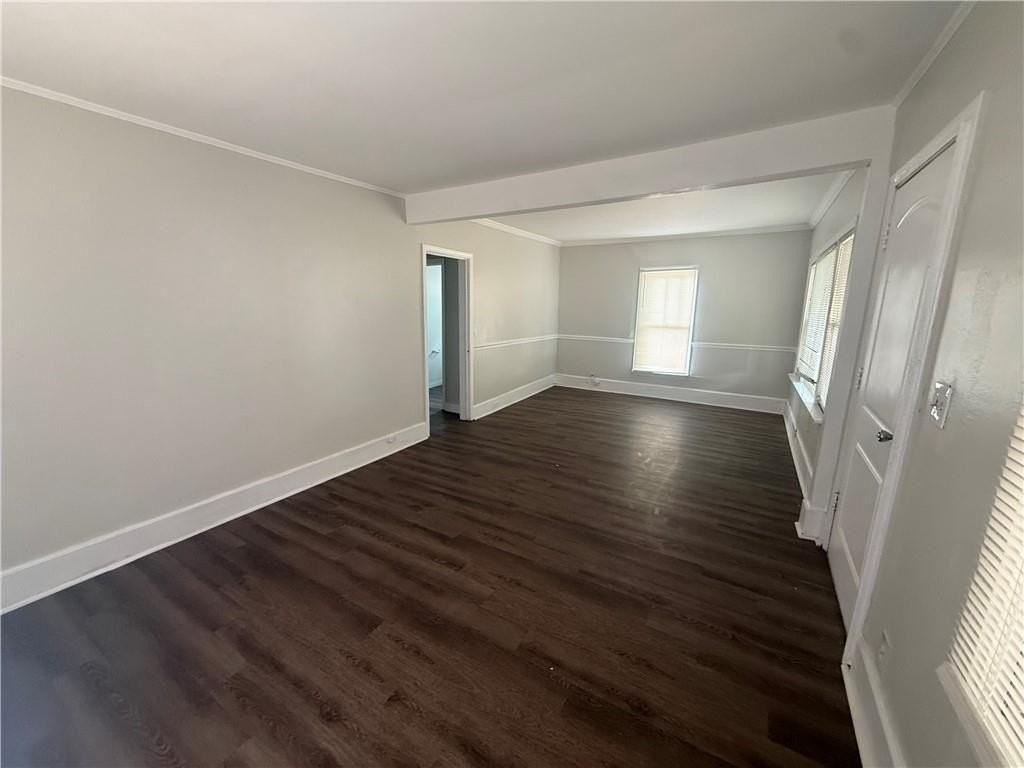 423 Devon Dr - Photo 3 of 13