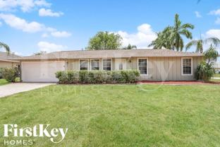 432 Sw 37th Ter - Photo 1 of 1