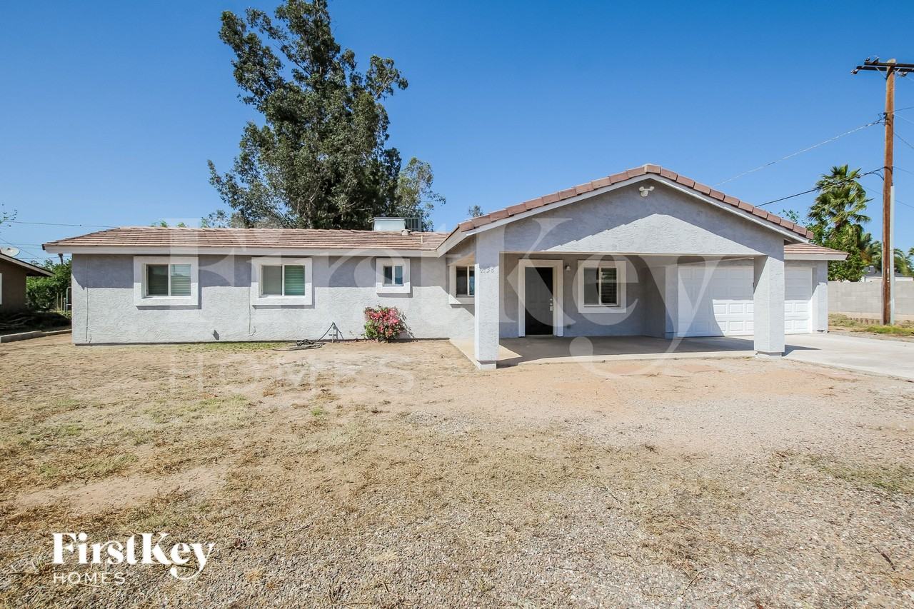 4138 E Bluefield Ave - Photo 3 of 19