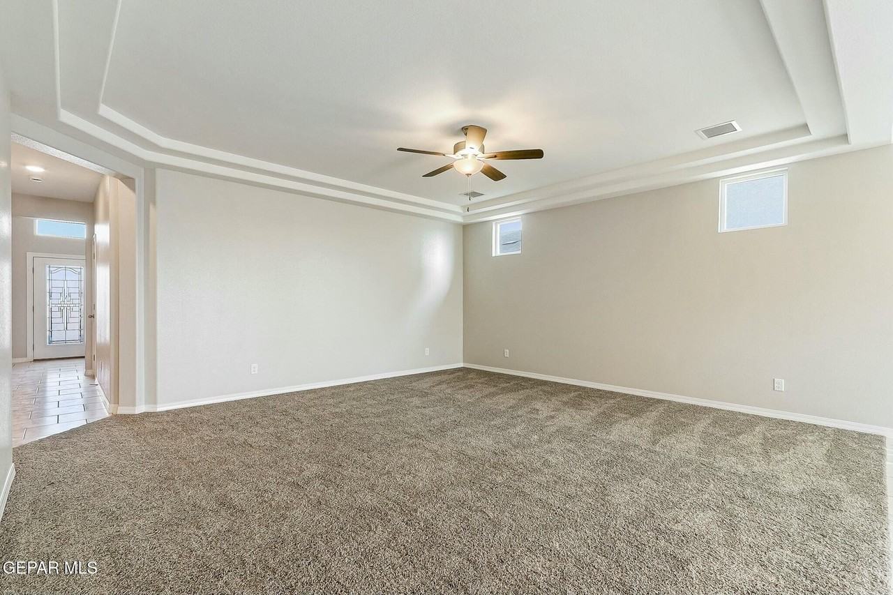 3609 Hill Sand Pl - Photo 4 of 41