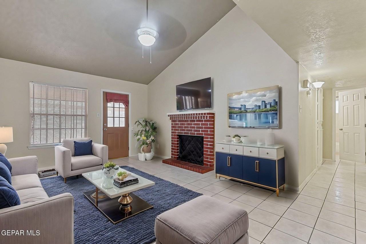 10948 Casey Stengel Pl - Photo 5 of 33